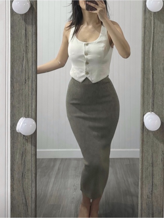 Anine Bing Dresses & Skirts - Anine Bing Ribbed Midi Pencil Skirt in Olive